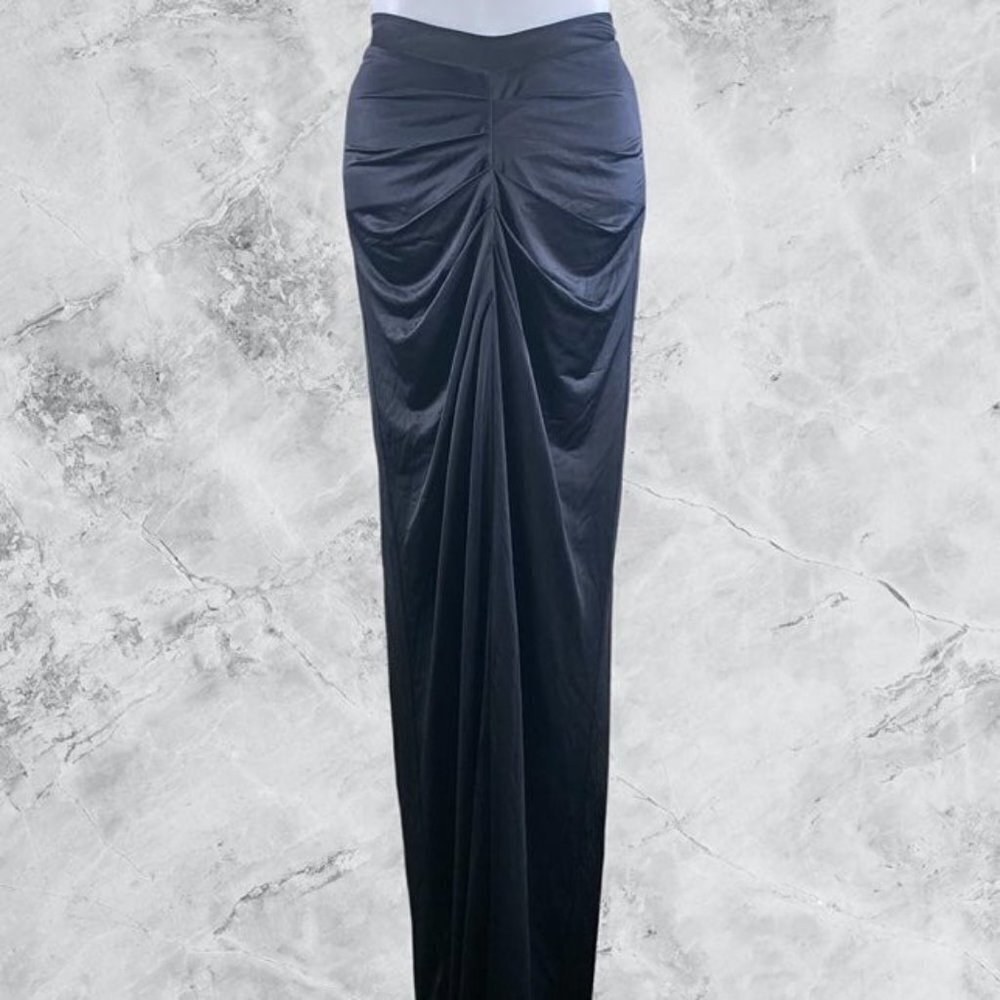 Lovers and Friends - Gianne Skirt in Black - Picture 2 of 12